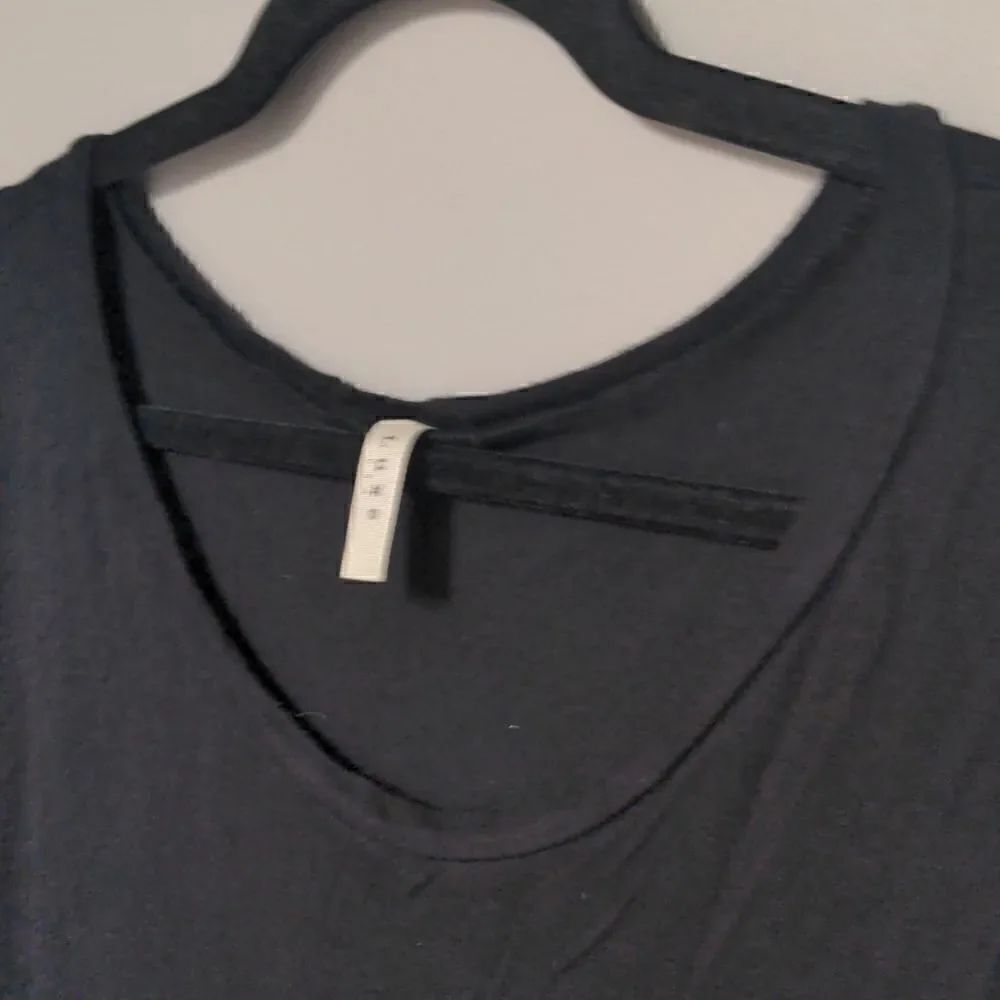 luxe Cap Sleeve Shirt   - Picture 2 of 5
